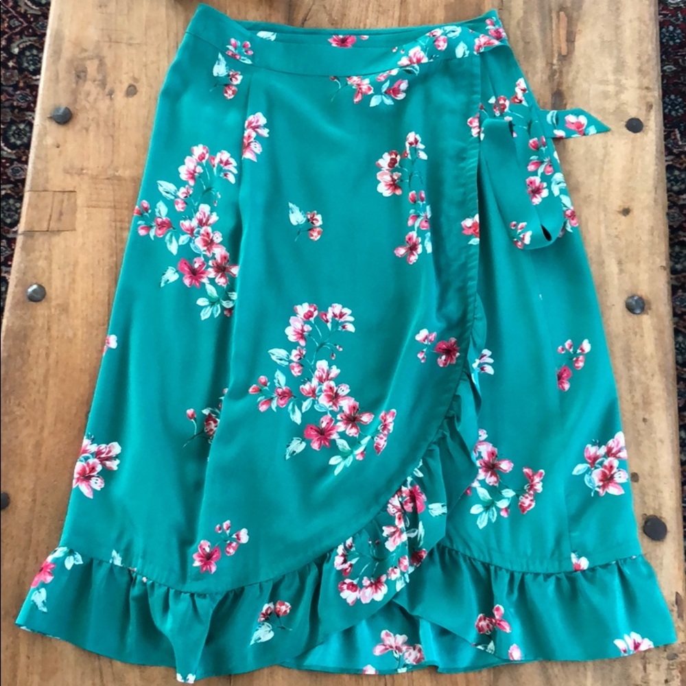 Sezane silk wrap skirt, 40